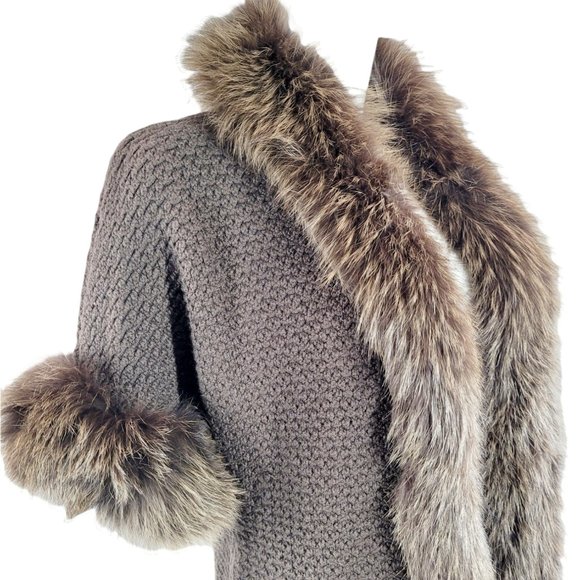 Loro Piana Baby Cashmere and Blue Frost Fox Fur Cardigan - Picture 3 of 9